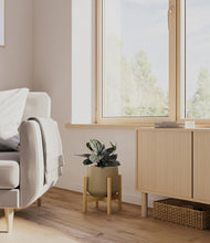 Load image into Gallery viewer, Olive stand:bamboo
