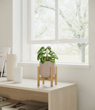 Load image into Gallery viewer, Eternal Gray stand:bamboo
