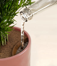 Load image into Gallery viewer, Hammered Rose Pink stand:all
