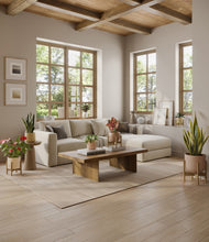 Load image into Gallery viewer, Sandy stand:five_stands
