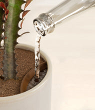 Load image into Gallery viewer, Snowdrift White stand:all
