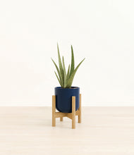 Load image into Gallery viewer, Twilight Blue stand:bamboo
