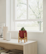 Load image into Gallery viewer, Striped Cherry Red stand:bamboo
