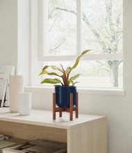 Load image into Gallery viewer, Twilight Blue stand:walnut
